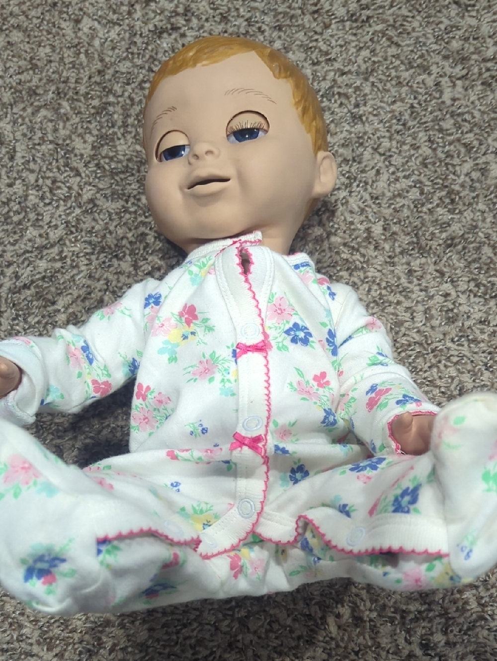 Luvabella Doll, Working, Cosmetic Imperfections
